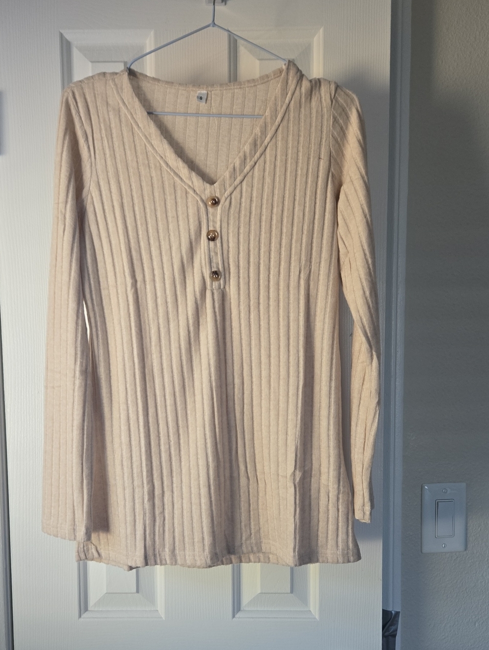 Amazon Ribbed V-Neck Long Sleeve Top - Cream